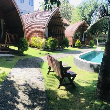 Pondok Sari Homestay Ungasan Exterior foto